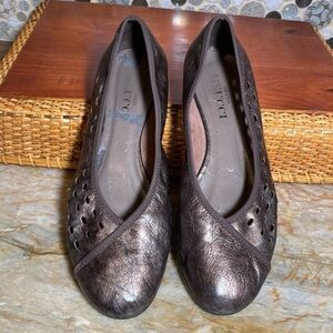 Sesto Meucci Bronze Leather Flat Shoes